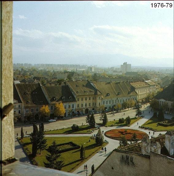 File:Sibiu (Hermannstadt, Nagyszeben) - Large Square (Piața Mare