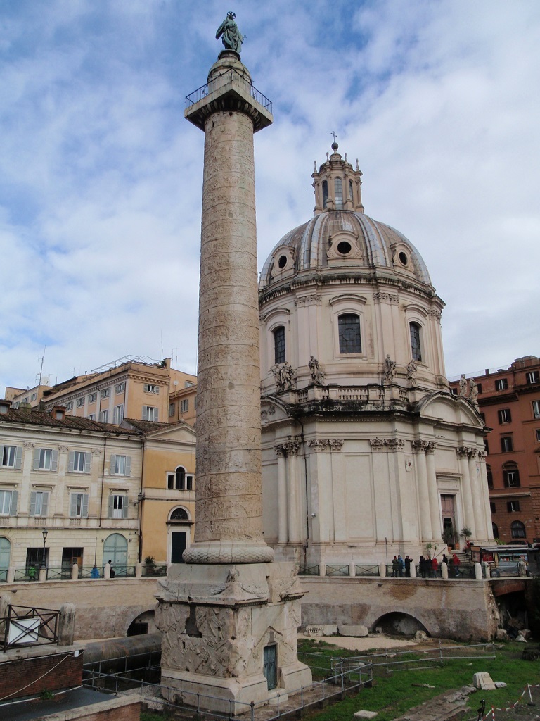 Chiesa del Santissimo Nome di Maria al Foro Traiano Roma