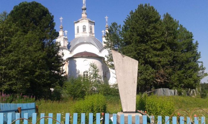 Церковь в Ровдино Подосиновский район