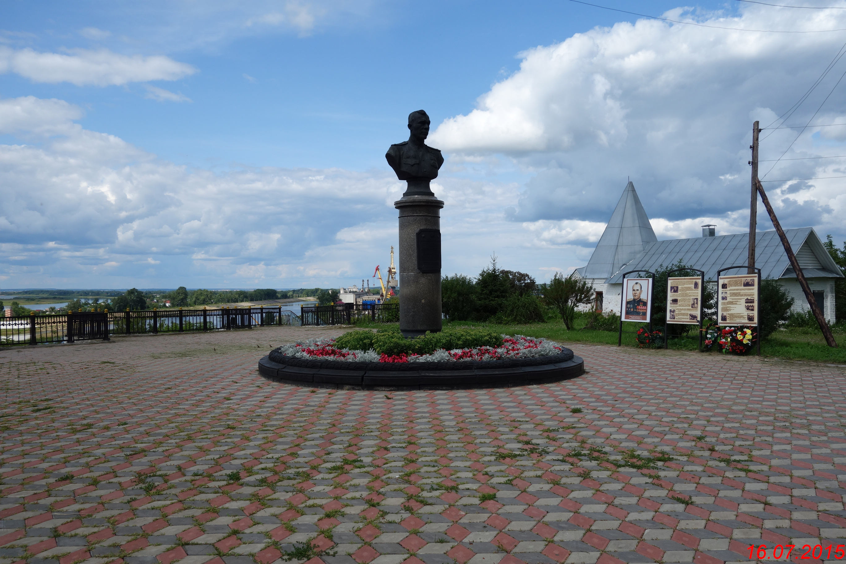 Памятник Ворожейкина в Городце