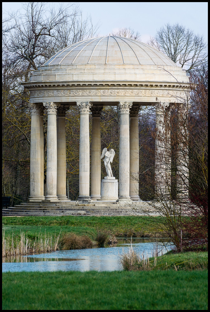 temple of love перевод