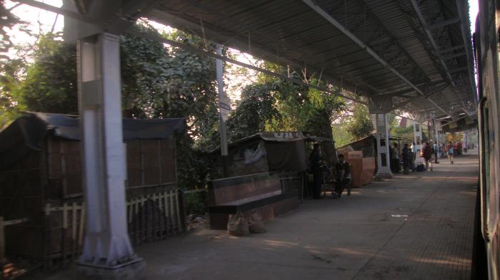 Hooghly Railway Station (HYG) - Hoogly-Chunchura