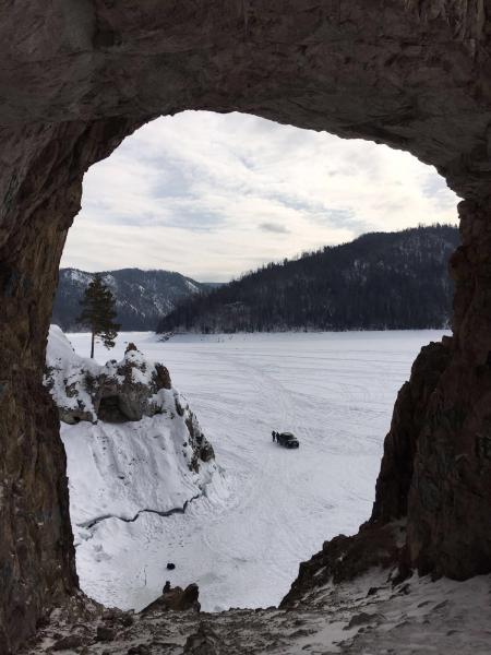 Бирюса Красноярское море царские ворота