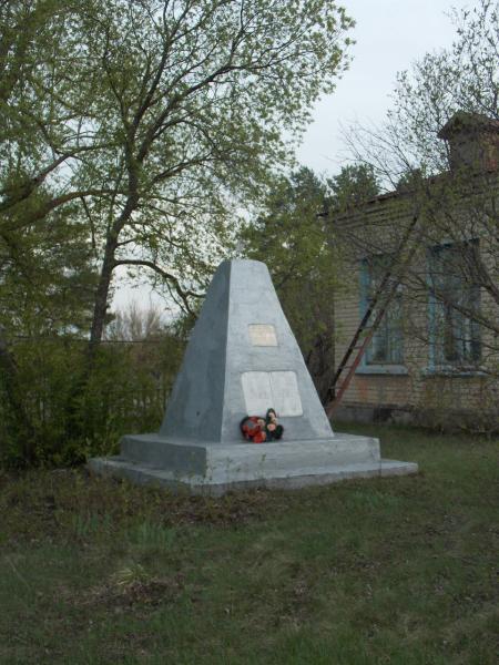 Памятник Защитникам Отечества в 1941 45гг.   Новые Пески image 5