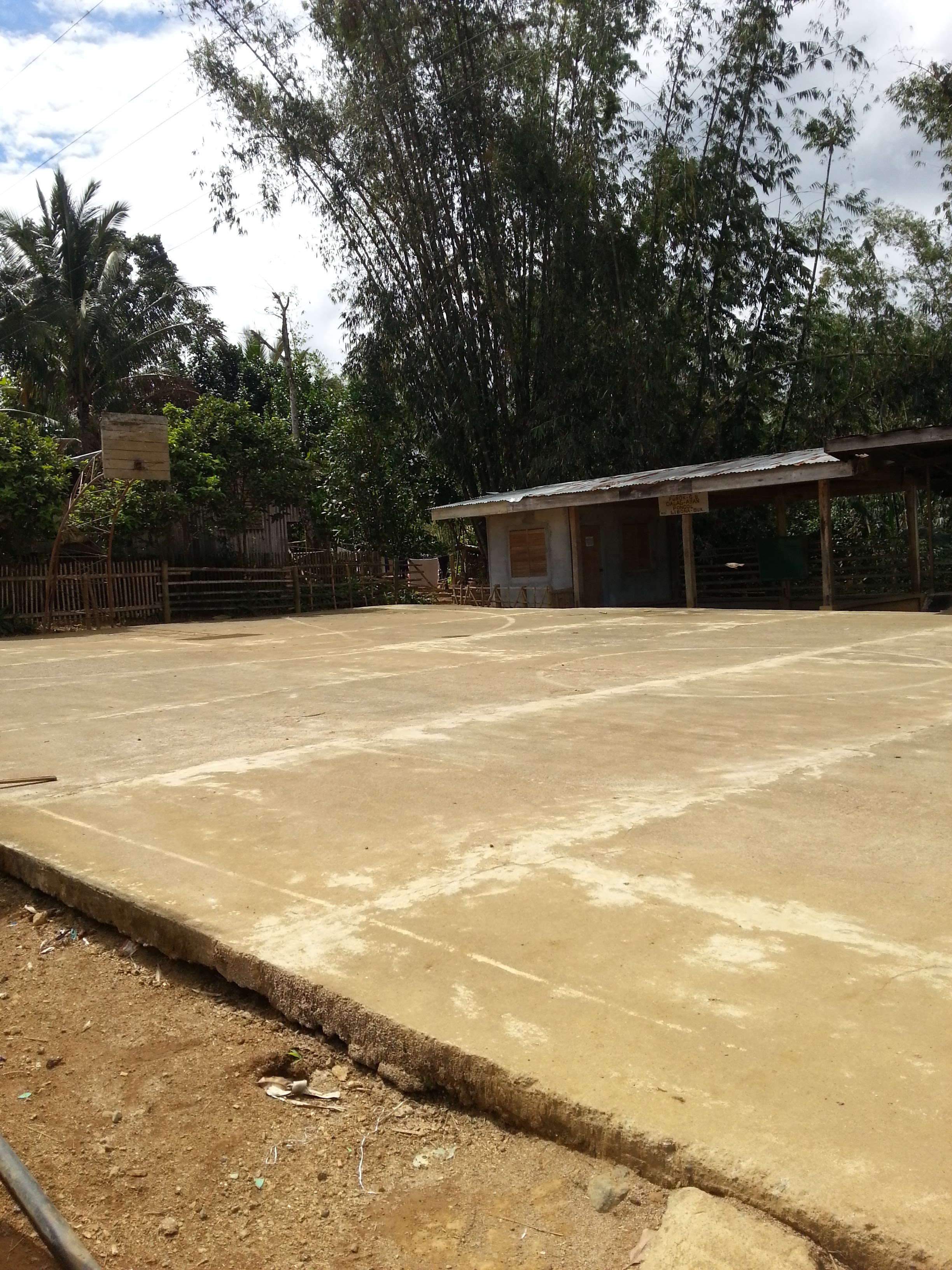 BASKETBALL COURT Pongol