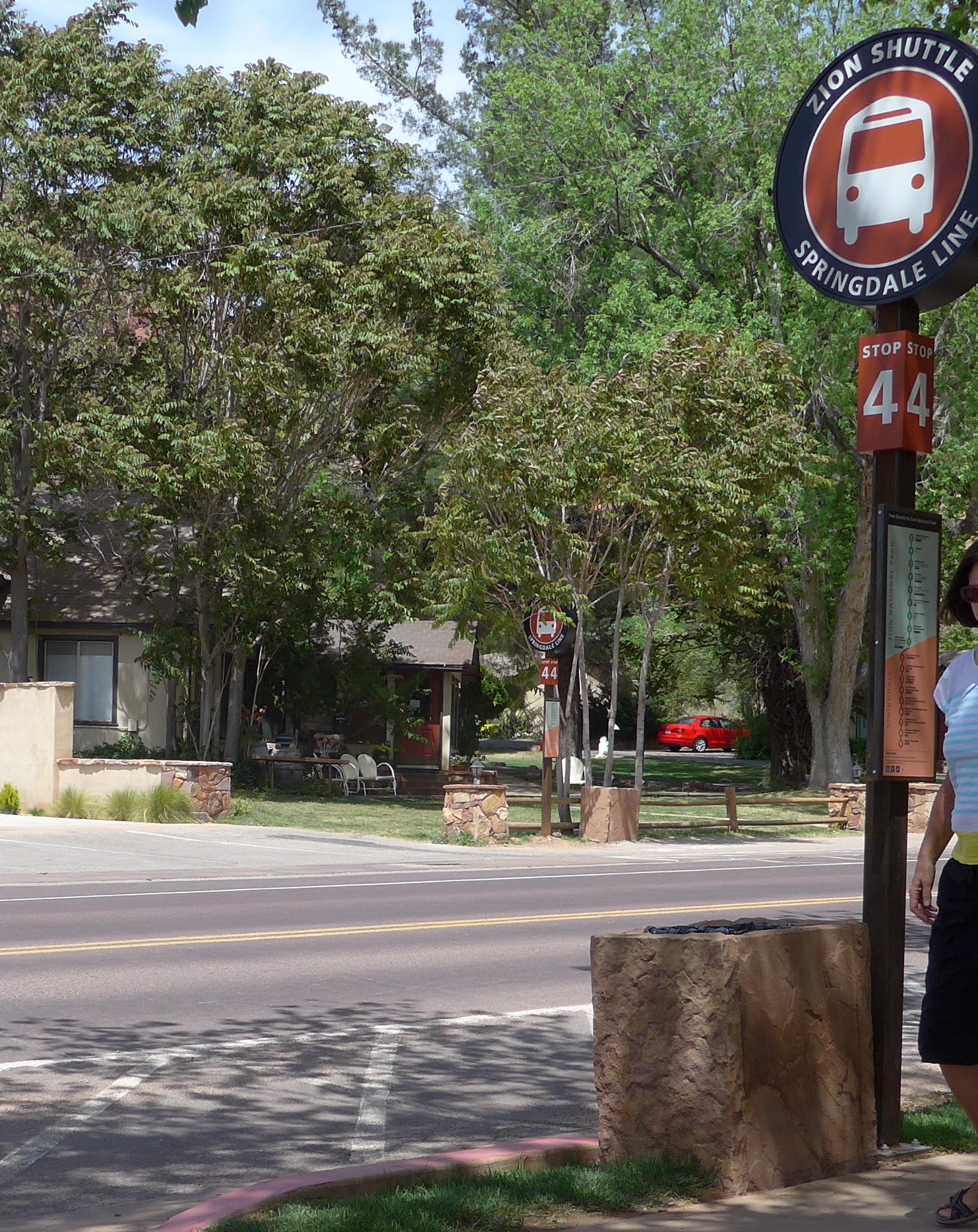 bus-stop-springdale-utah