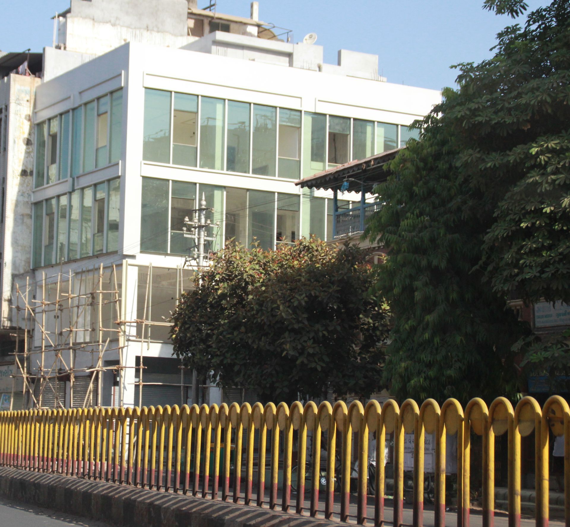 new-mixed-use-building-vadodara