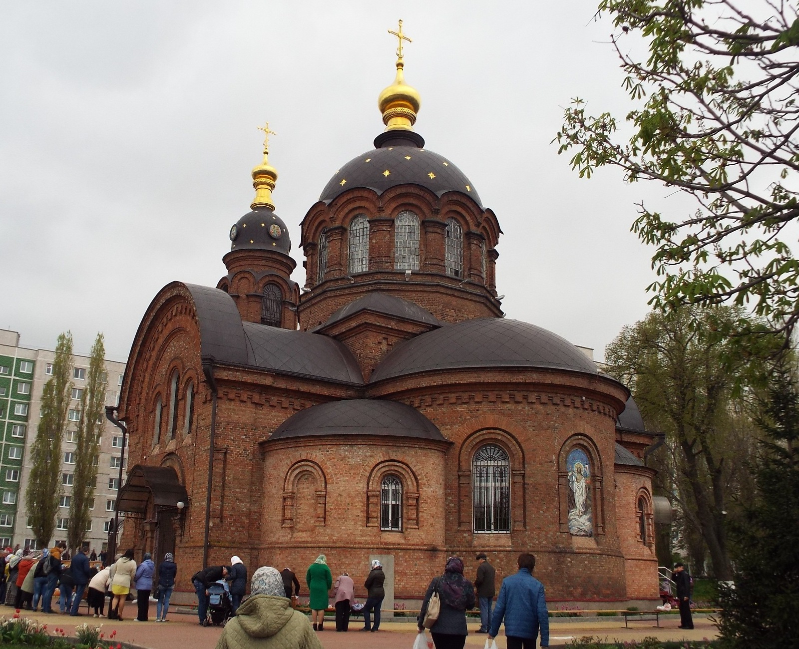 Храм кафедральный собор Святого Александра Невского старый Оскол