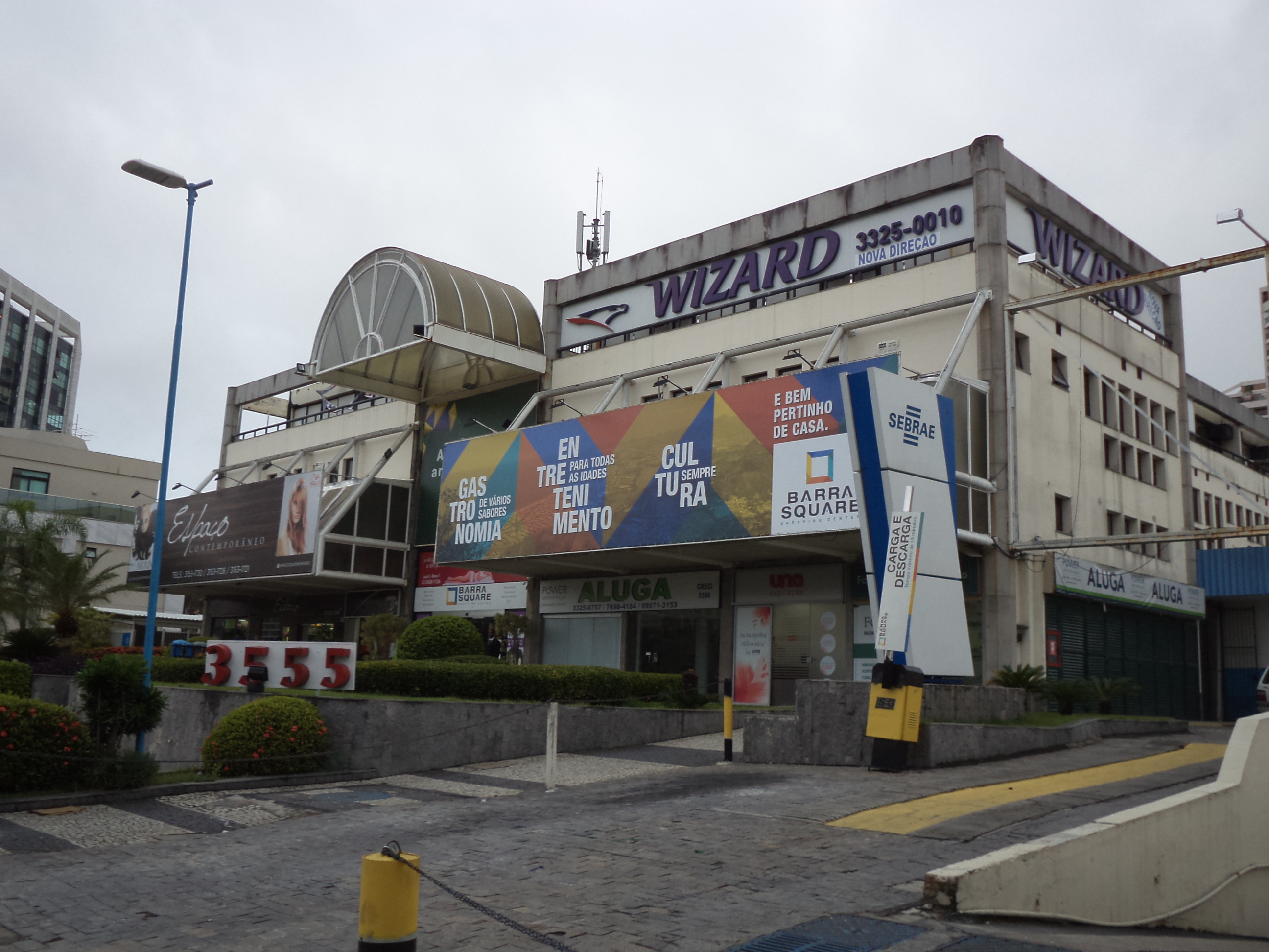 Barra Square Shopping Center