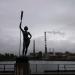 Cкульптура «Девушки с веслами» в городе Москва