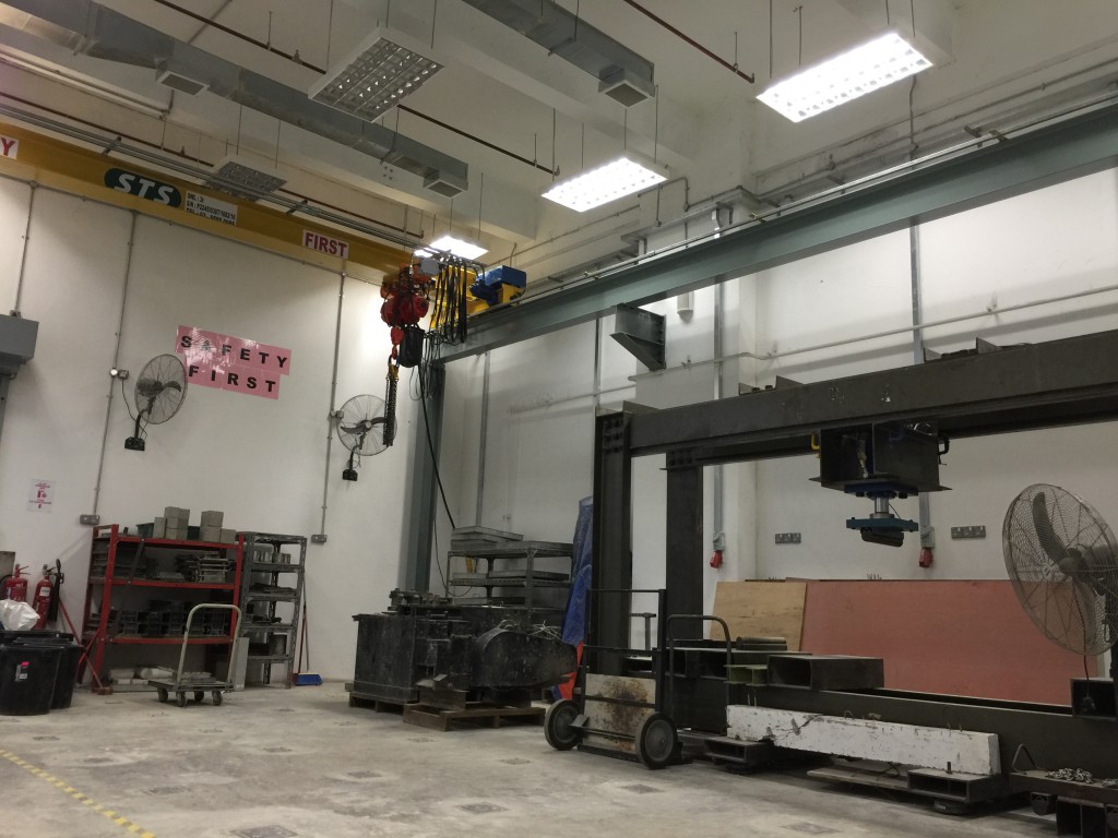 Civil Engineering Laboratory / Structures & Materials Laboratory