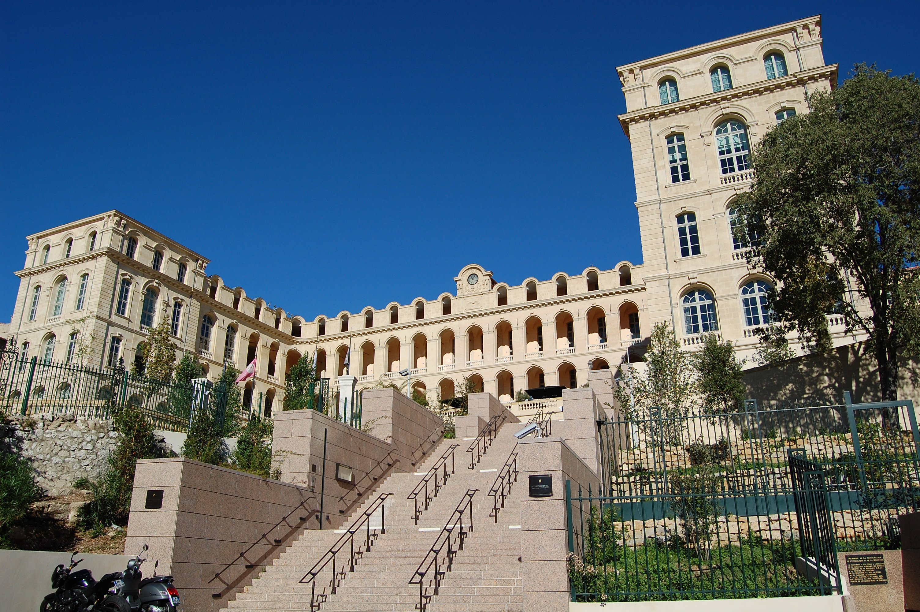 hotel dieu marseille intercontinental