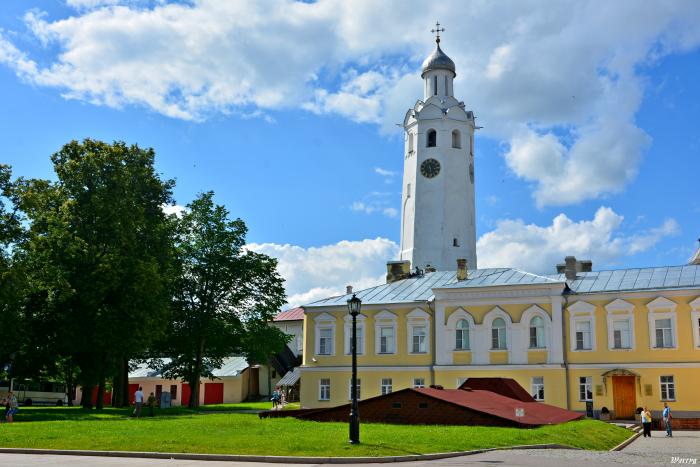 Надвратная Церковь Сергия Радонежского