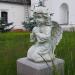 Скульптура ангелочка в городе Серпухов