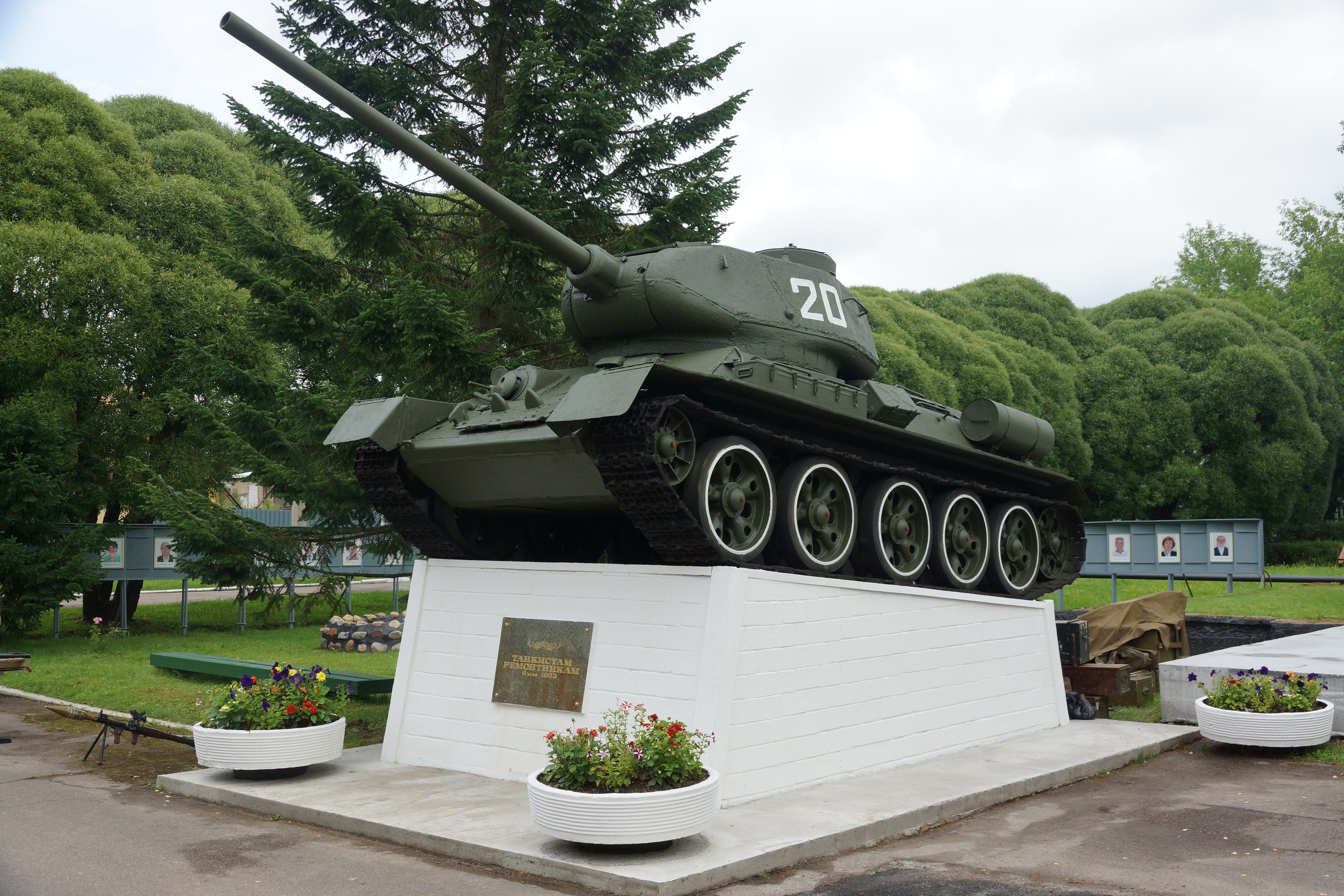 T 34 85 S o Petersburgo t-34-85-s-o-petersburgo
