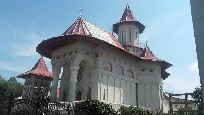 Biserica Ortodoxă Sfânta Treime Suceava