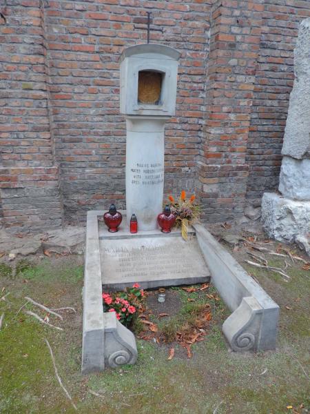 The Tomb Of Maria Rodziewiczówna - Warsaw