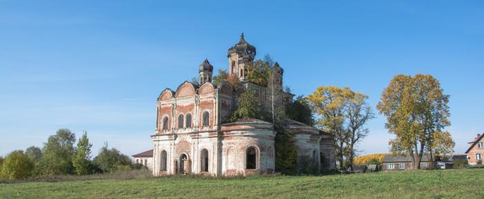 Село Кырмыж Воскресенская Церковь