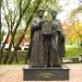 Памятник Петру и Февронии Муромским в городе Сергиев Посад