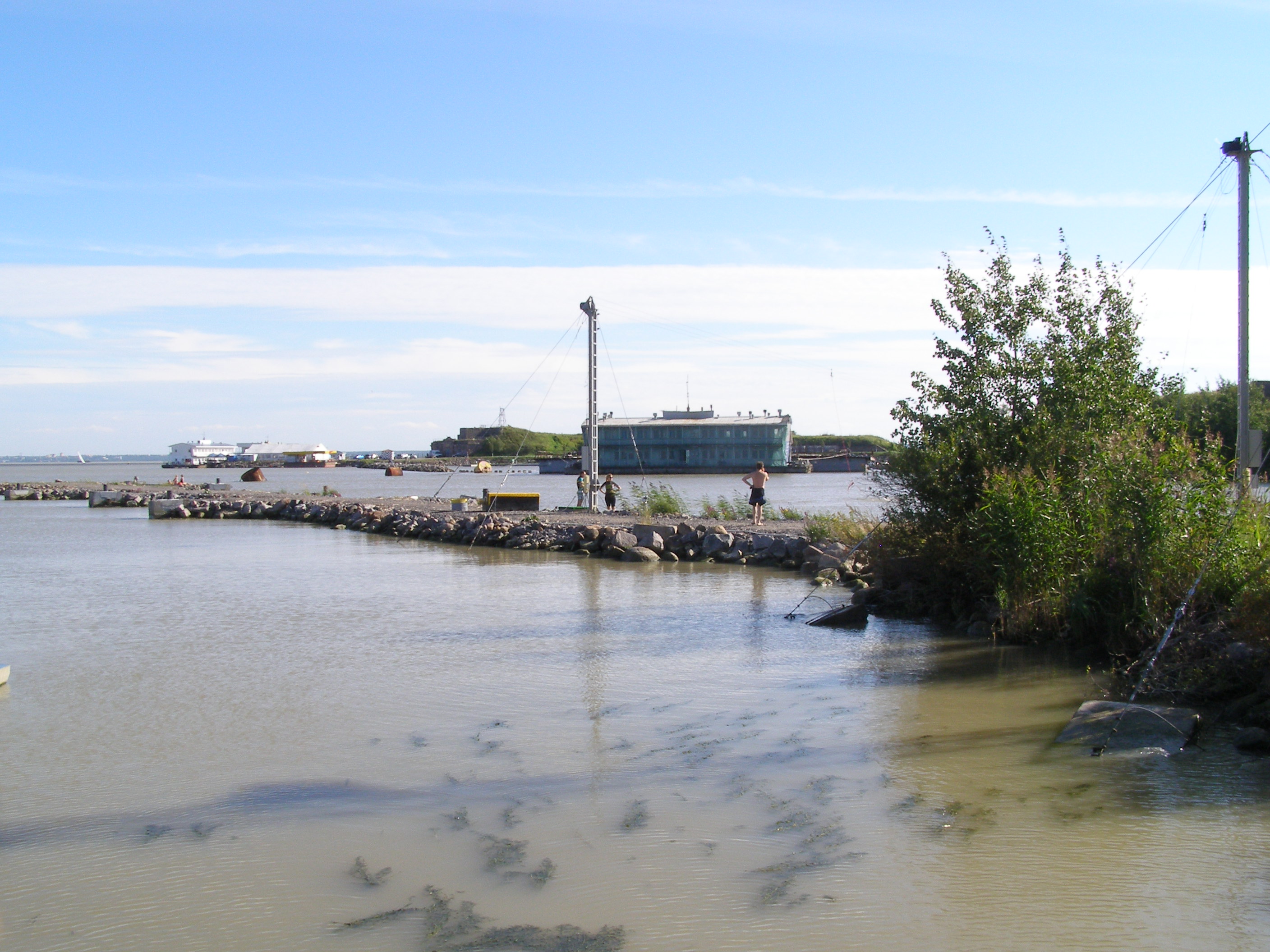 Мол - Санкт-Петербург