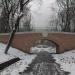 Остатки старого обустроенного канала ручья в городе Москва