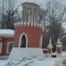 Кирпичная башня в городе Москва