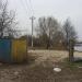 Занедбаний дитячий майданчик в місті Київ