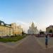 Аллея перед собором Ф. Ушакова в городе Саранск
