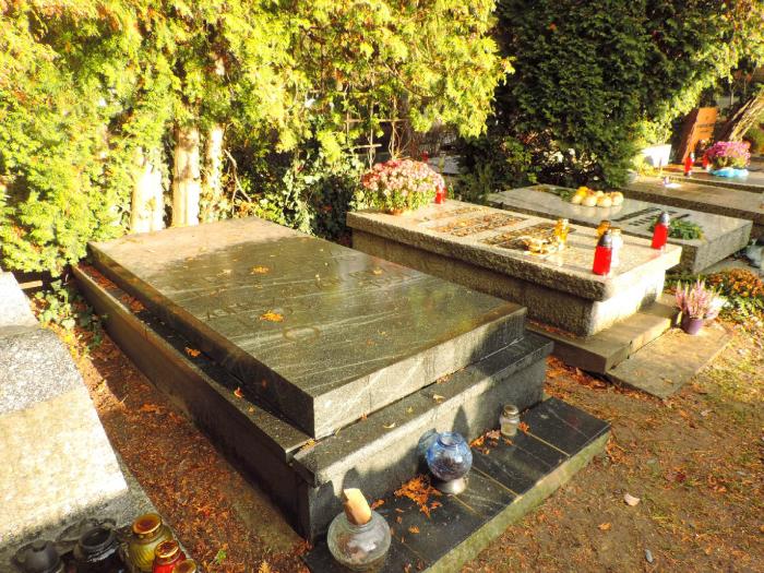 The Grave Of Tadeusz Breza Warsaw