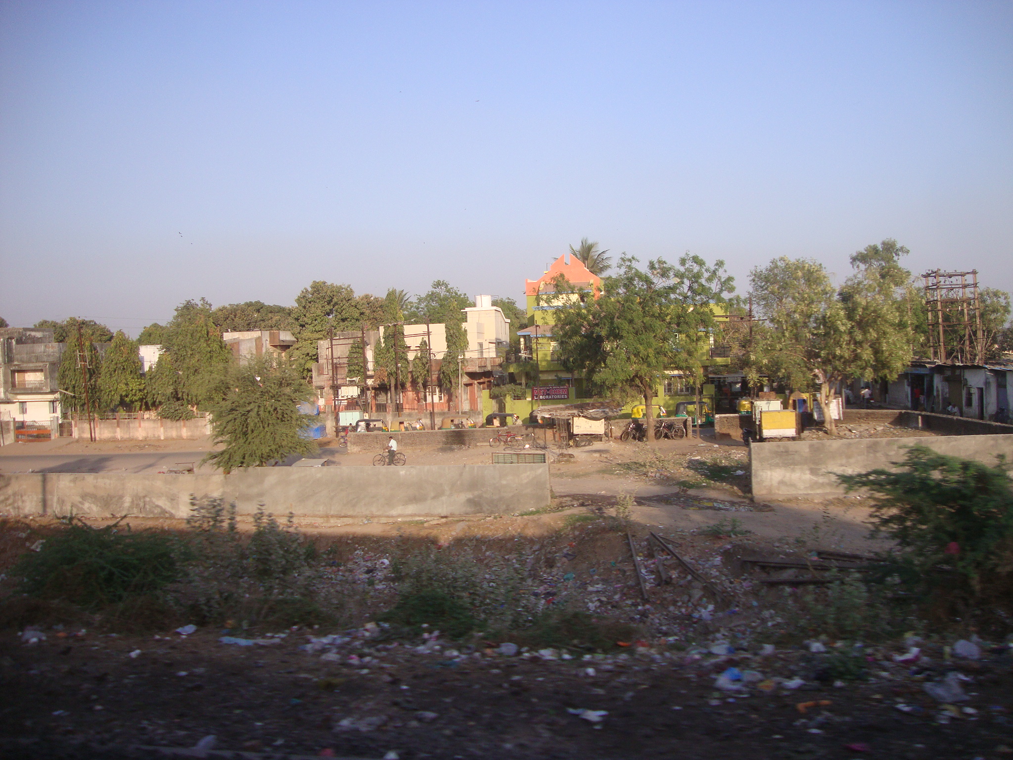 Met Chem Laboratories Vadodara