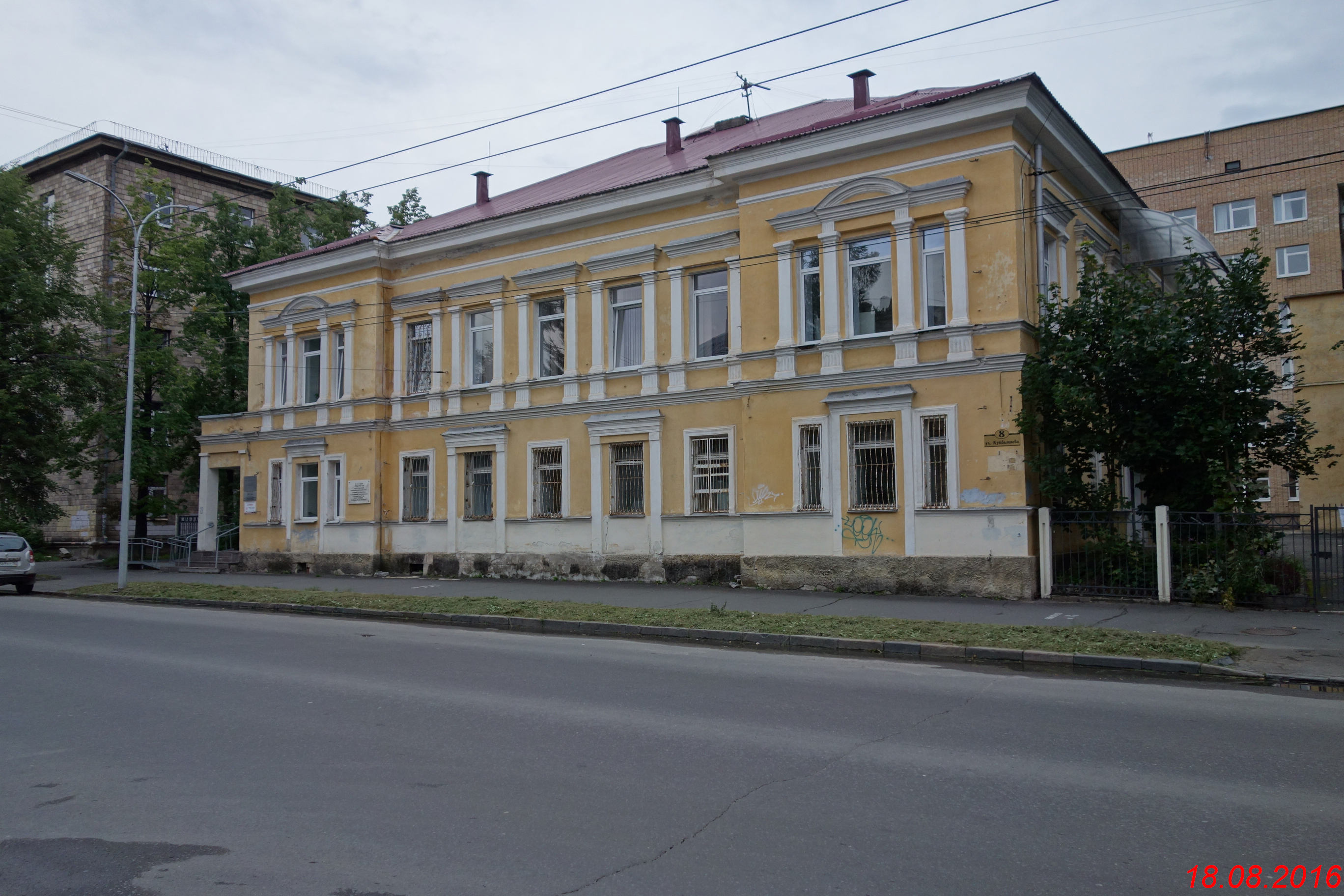 Госпиталь и поликлиника госпиталя для ветеранов войн - Петрозаводск