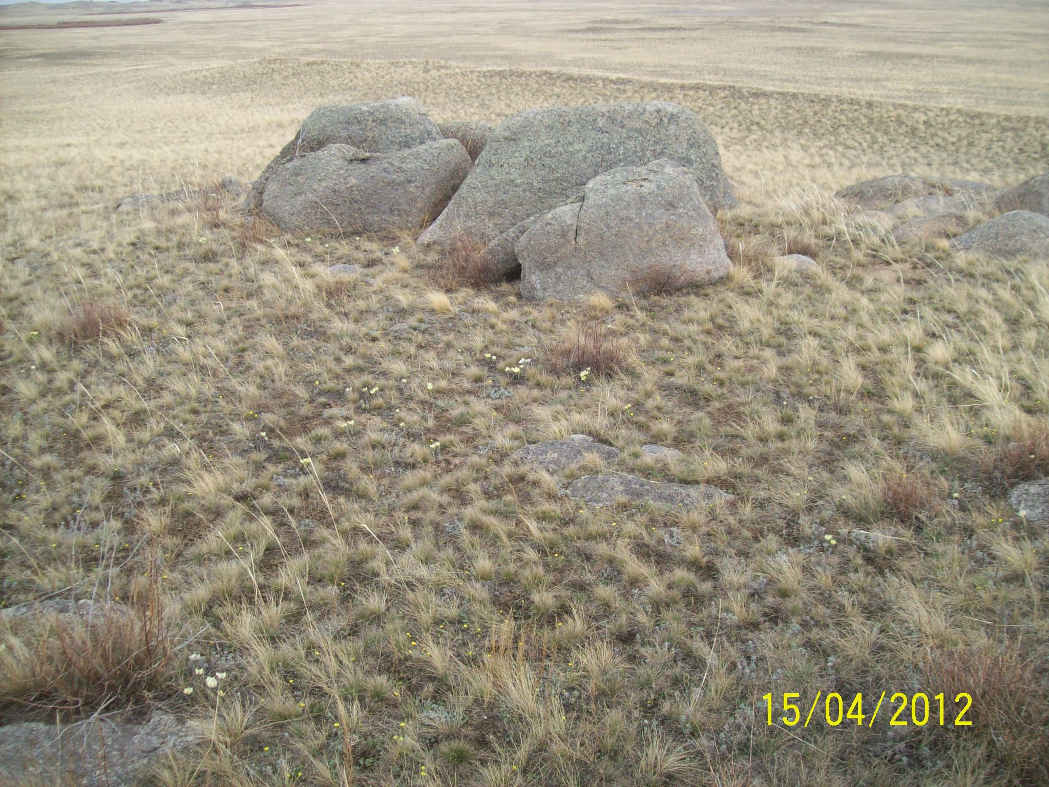 Камни в степи