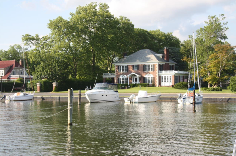 Brightwaters Canal Brightwaters, New York