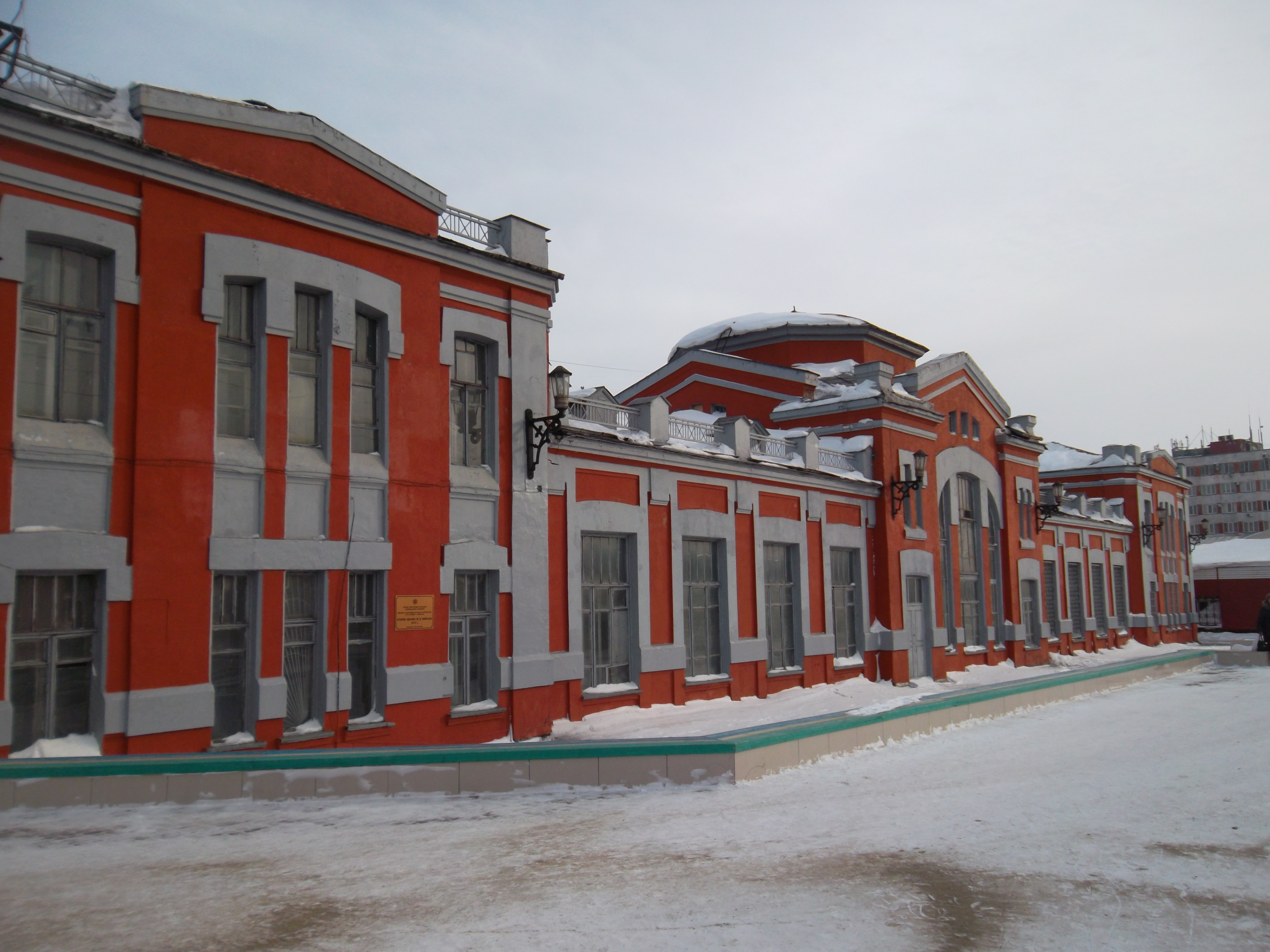 Старое здание ЖД вокзала Барнаул