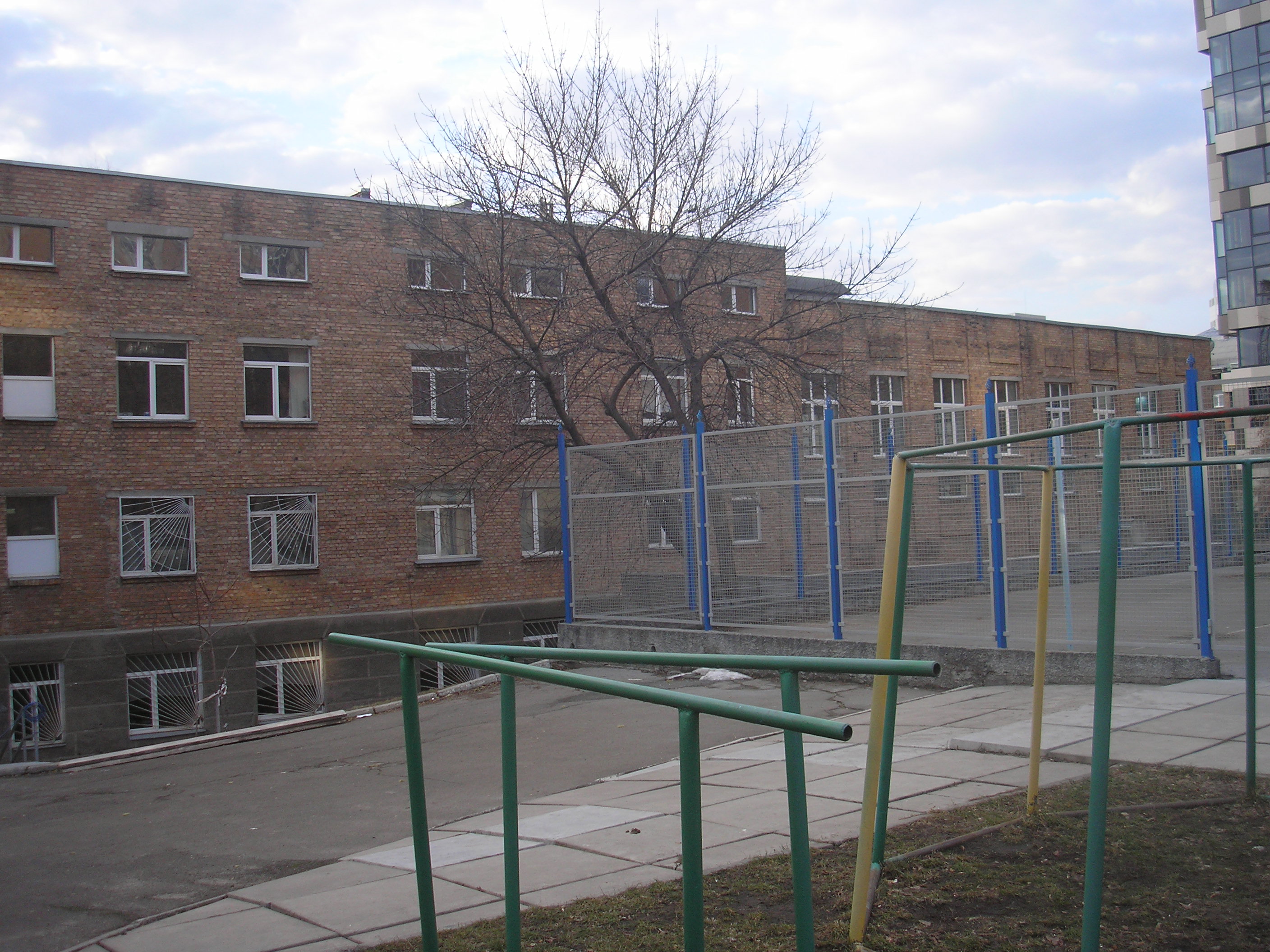 Gymnasium 32 - Kyiv | school, 1958_construction, enhanced education