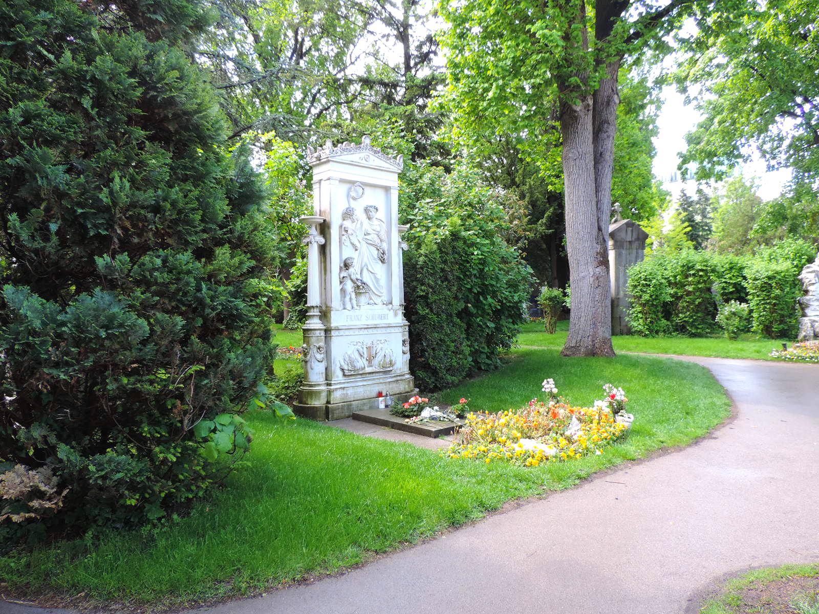 The grave of Franz Schubert - Vienna