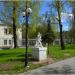 Аллея со скульптурами в городе Казань