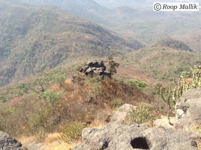Kaldurg Fort Kaldurg fort is situated to the east of palghar, maharashtra, india, in the sahyadri mountain range of northern konkan. wikimapia