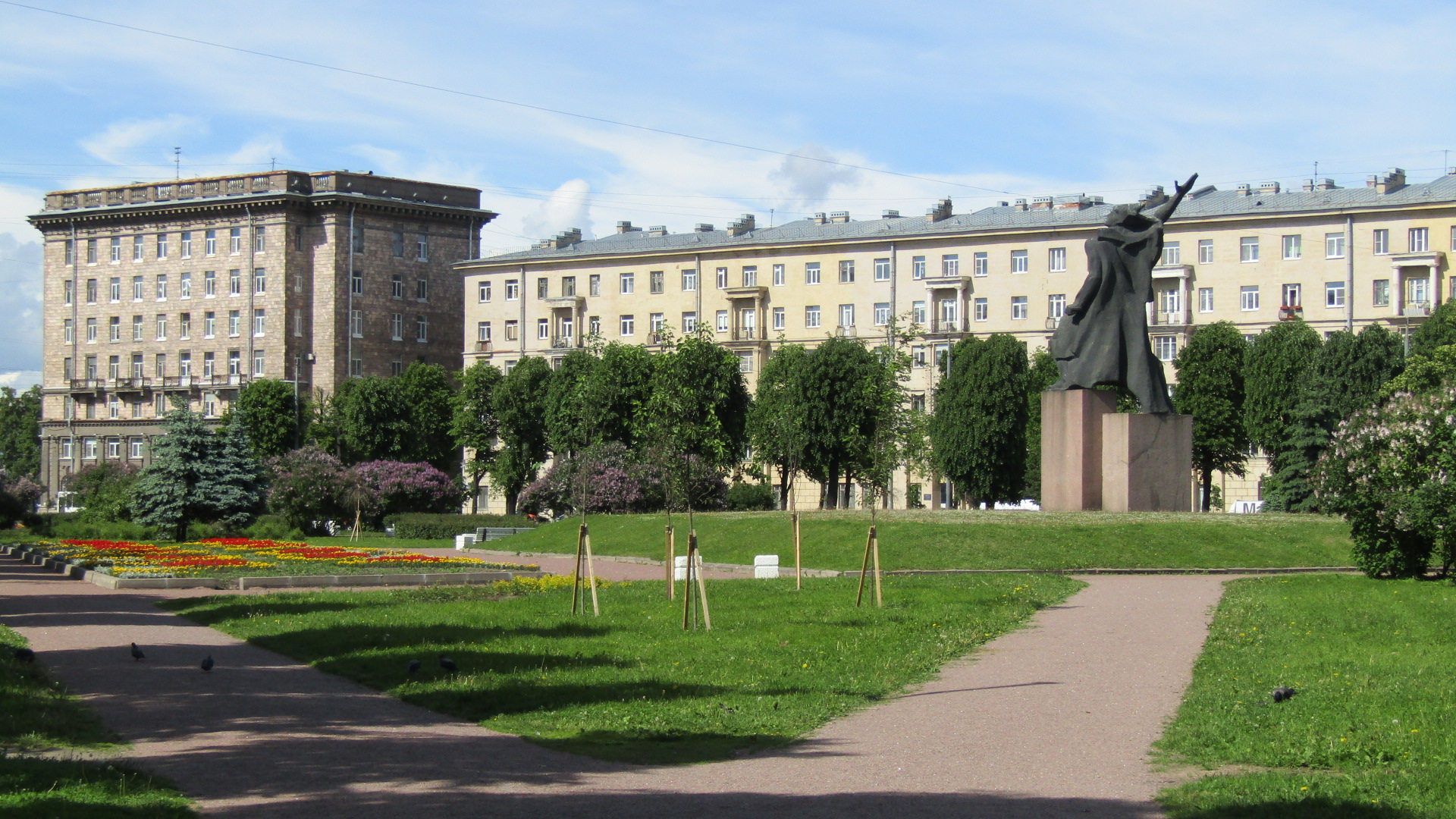 Краснопутиловская ул., 4 - Санкт-Петербург