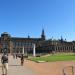 südlicher Innenhof-Brunnen des Zwingers Dresden in Stadt Dresden