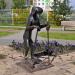 Скульптура «Чистый двор-чистая совесть» в городе Екатеринбург