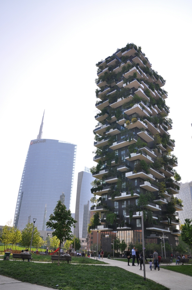 Bosco Verticale Torre De Castillia Milano