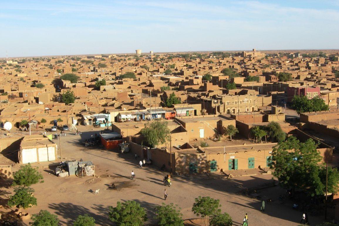 Agadez(アガデズ)@モロッコ・ティズニット www.formosamoverllc.com