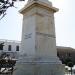 Άγαλμα του Διονύσιου Σολωμού στην πόλη Ζάκυνθος