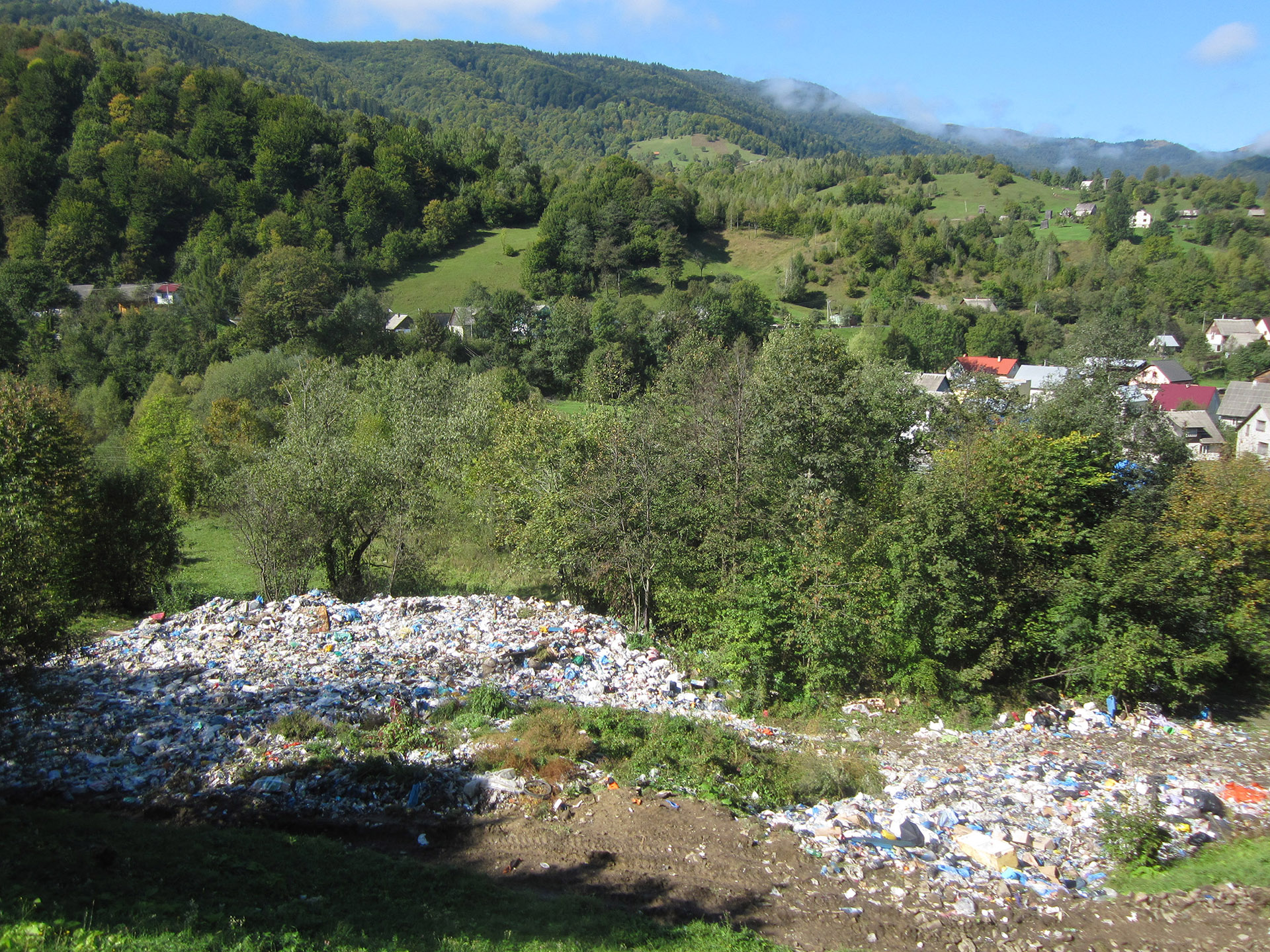 Illegal landfill Kvasy