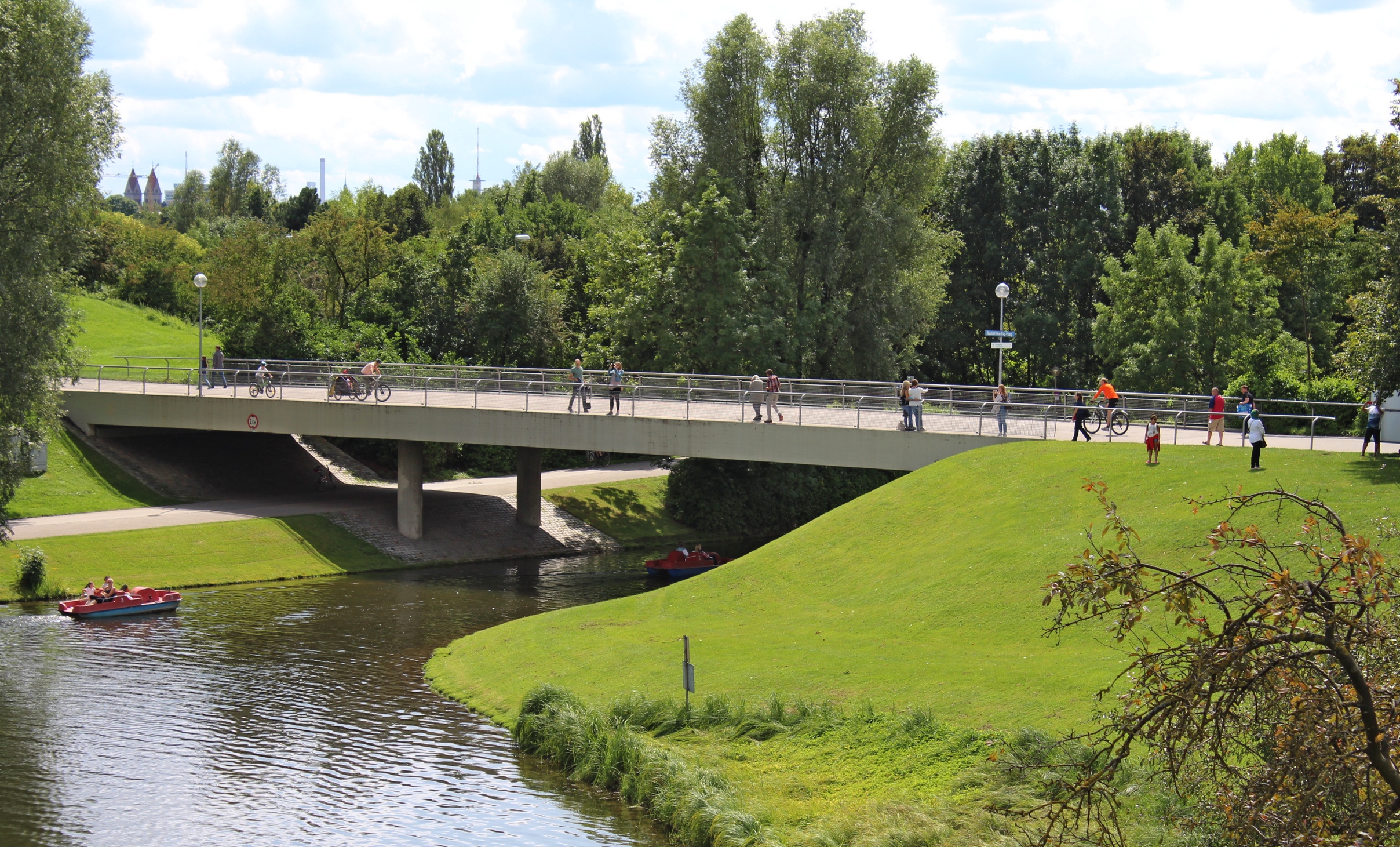 Footbridge - Munich
