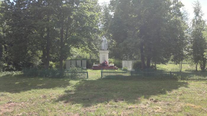 Памятник воинам, погибшим в Великую Отечественную войну   Незнаново image 4