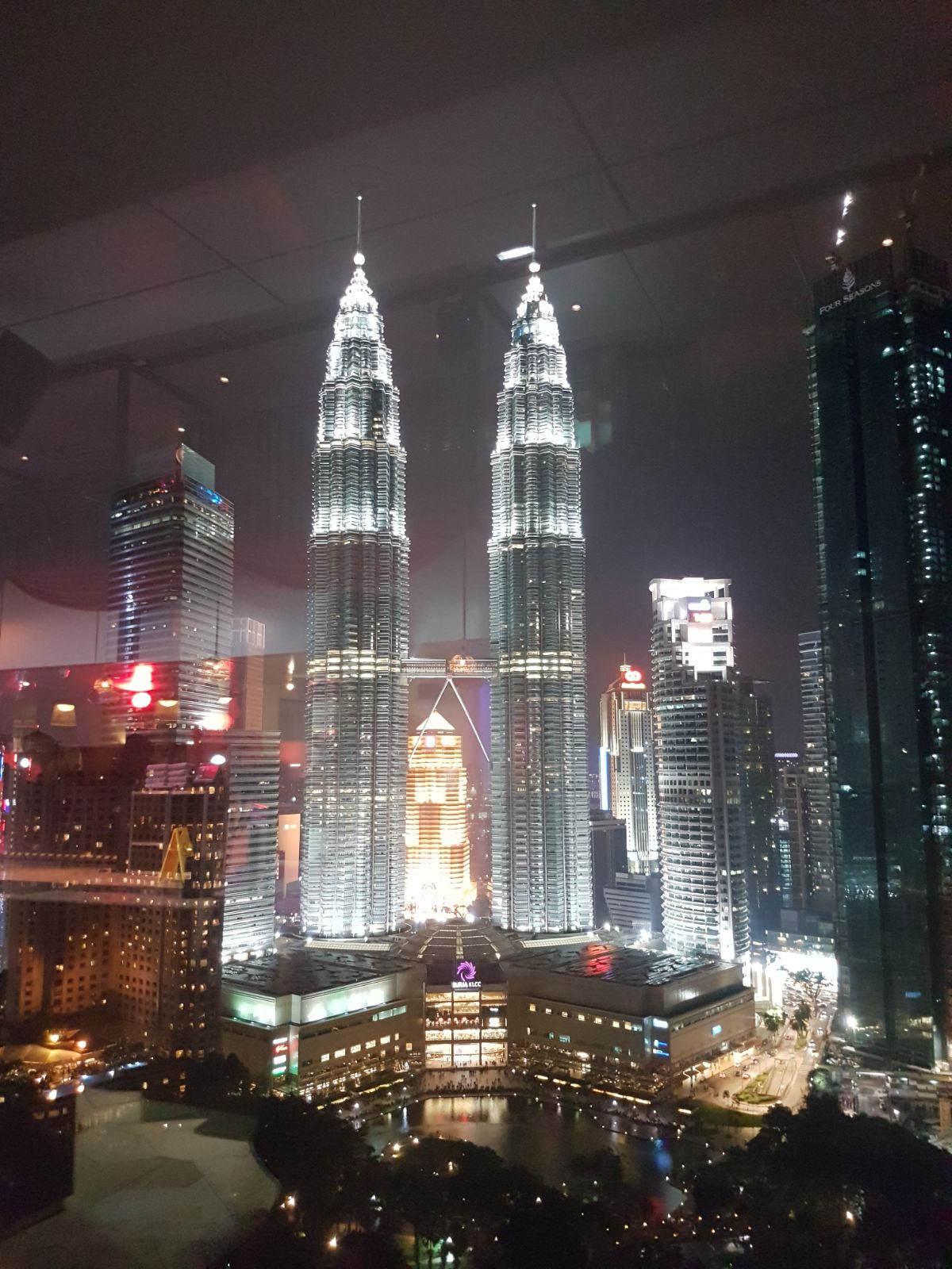 Petronas Twin Towers - Kuala Lumpur
