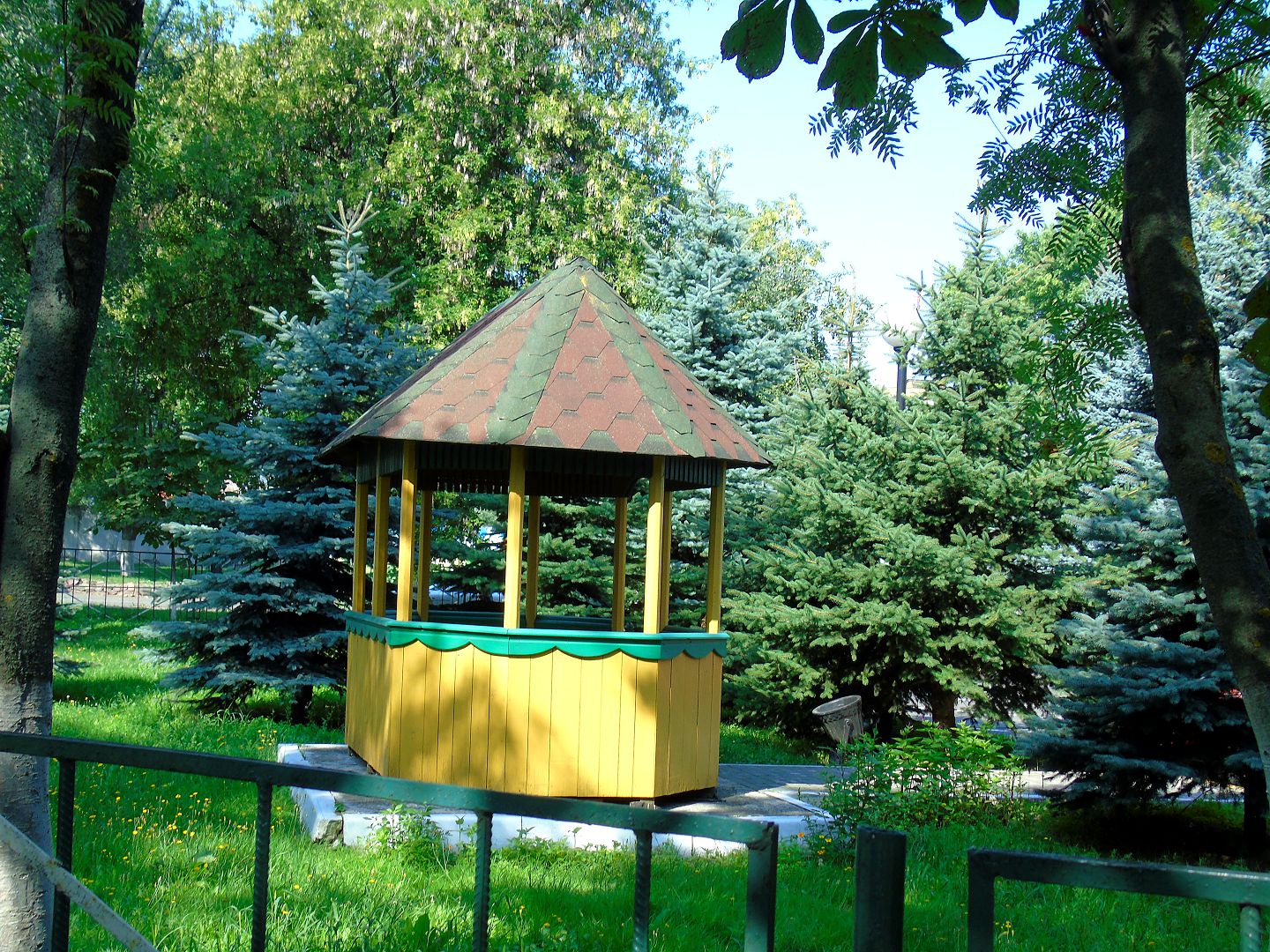 Gazebo Homieĺ