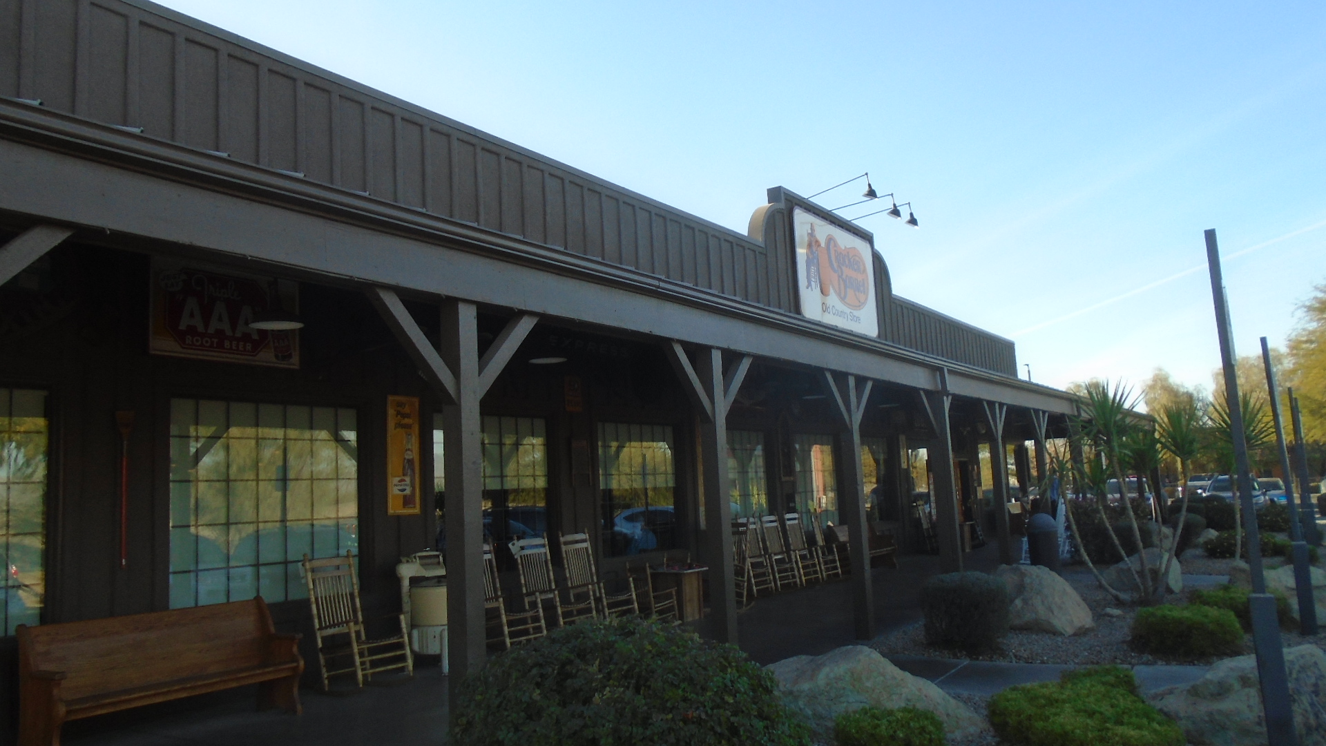 cracker-barrel-old-country-store